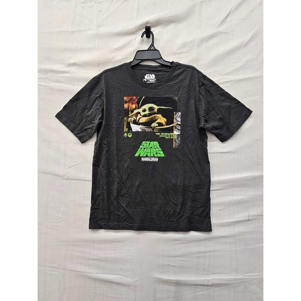 Mad Engine Mens Mandalorian Graphic T-Shirt Black Cotton Casual Size Small